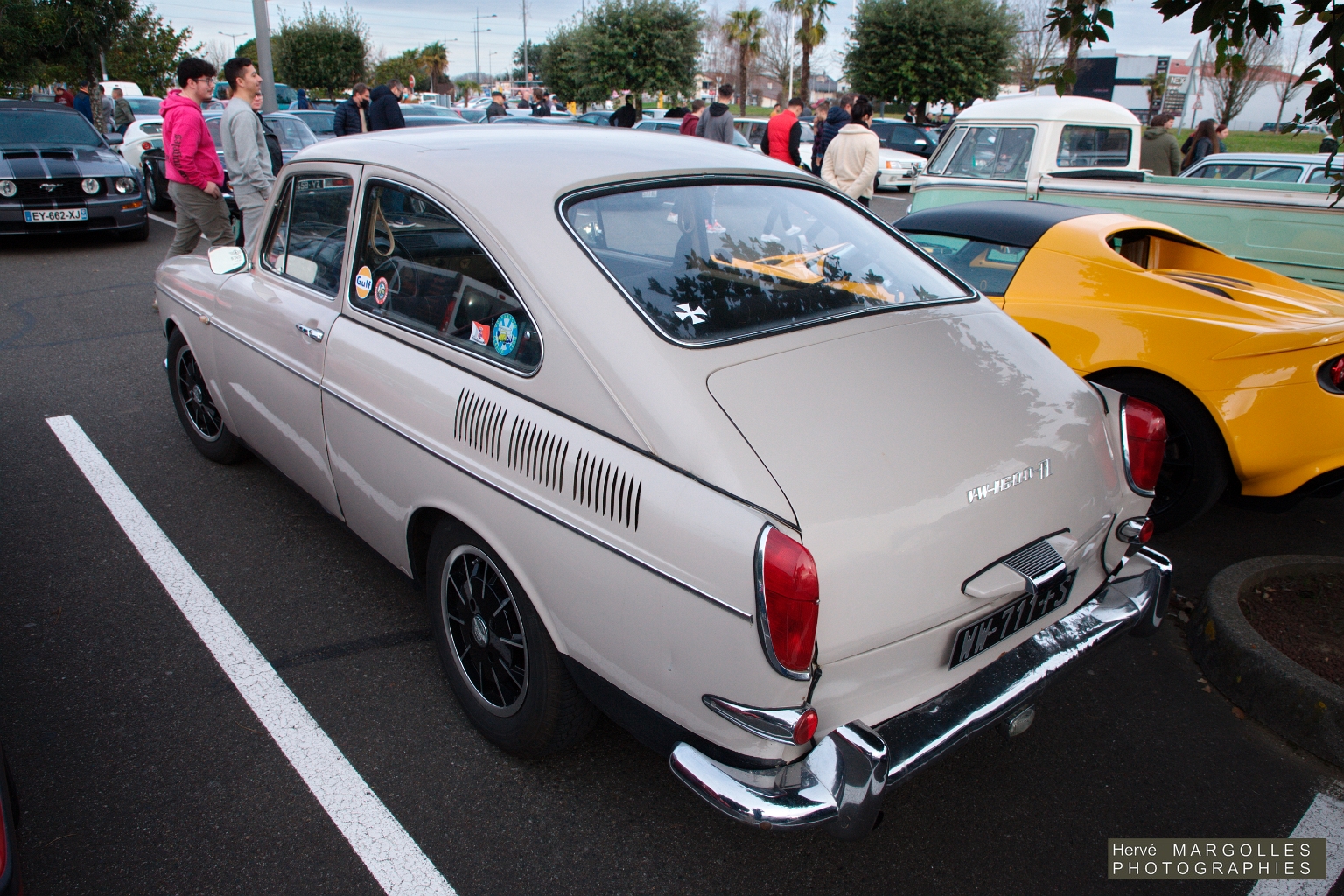 VW 1600 TL-01.jpg